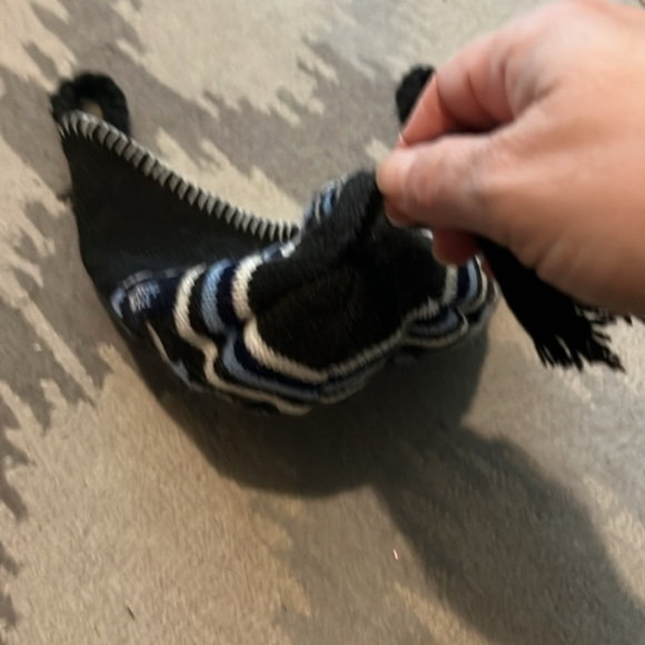 Grey wool, winter hat with fleece lining, one size and unisex with front ties - Picture 5 of 10